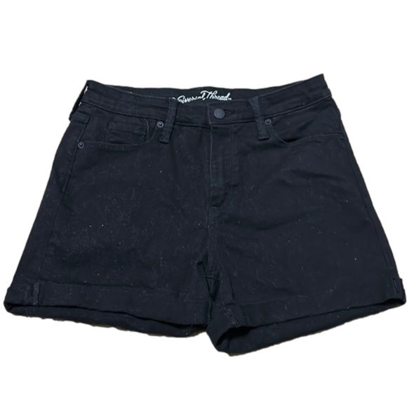 Universal Thread Pants - Woman’s Universal Thread black denim shorts - Size 8/29